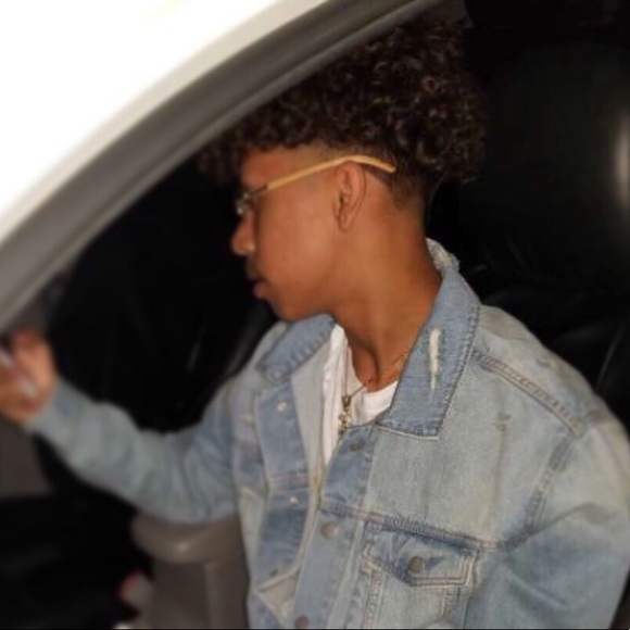 Meet your Posher, Marco - Picture 1 of 1